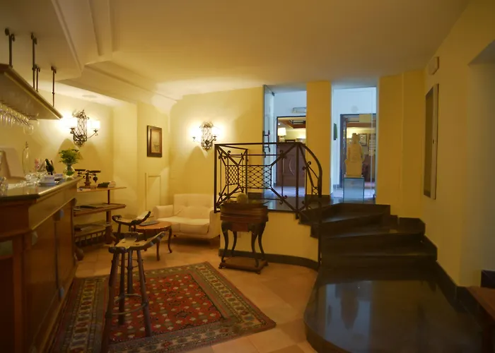 Del Real Orto Botanico Hotell Neapel