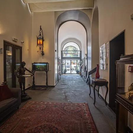 Del Real Orto Botanico 4* Неаполь