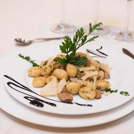 Del Real Orto Botanico Отель Неаполь