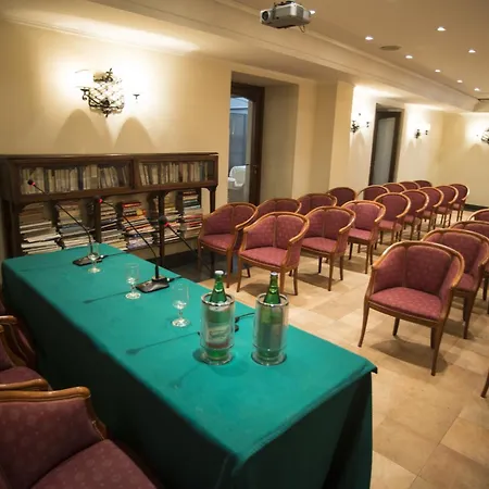 Del Real Orto Botanico Отель 4*