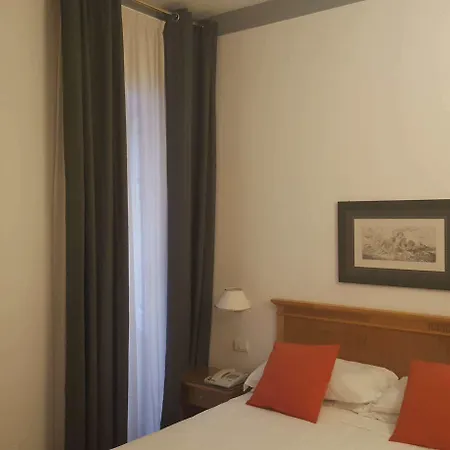 Отель Del Real Orto Botanico