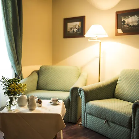 Del Real Orto Botanico Отель Неаполь